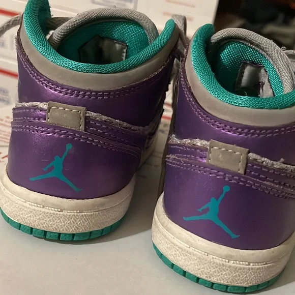 Purple Jordan AJ 1 - Picture 5 of 11